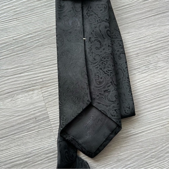 Pronto Uomo Men’s 100% Silk Black On Black Paisley Print Tie Like New Condition - Picture 4 of 8